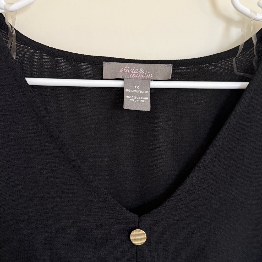 NWOT Olivia & Martin Black V-Neck Top with gold buttons - Picture 2 of 9